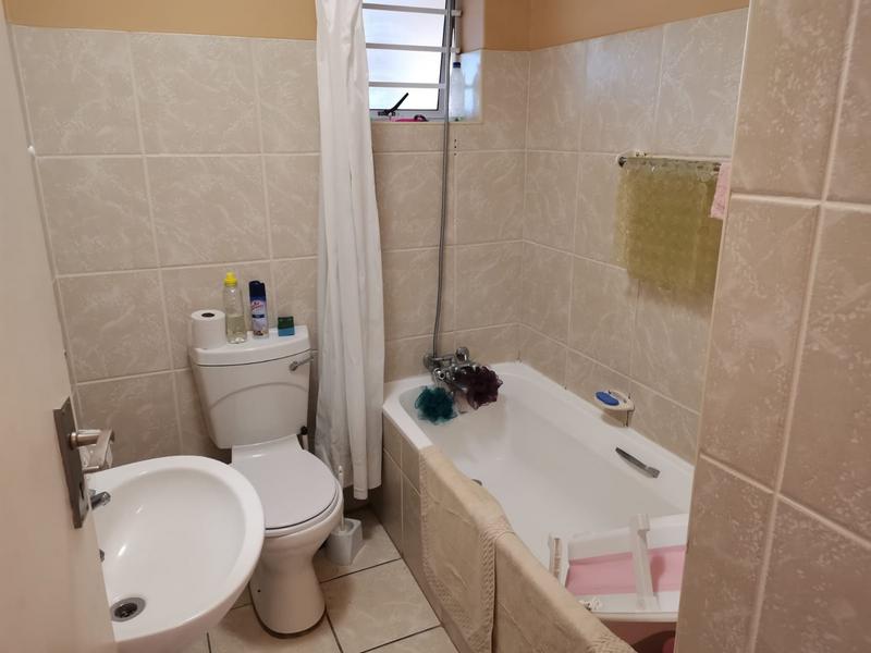 2 Bedroom Property for Sale in Hartenbos Central Western Cape